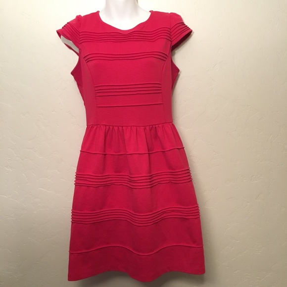 Elle Dresses & Skirts - Elle Dress Size 6 Elle Dresses & Skirts - Elle Dress Size 6